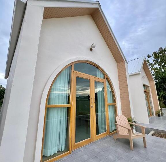 Отель ทุ่งตะวันรีสอร์ท แพร่