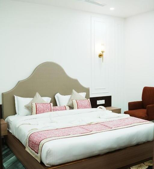 Отель Anaya Retreat