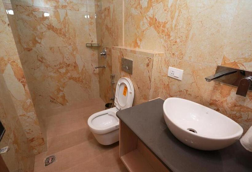 Отель Anaya Retreat