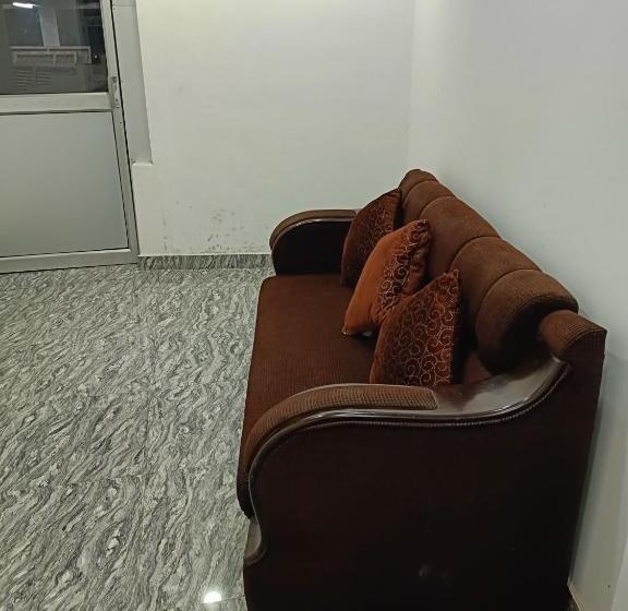 ホテル Atithi Grand