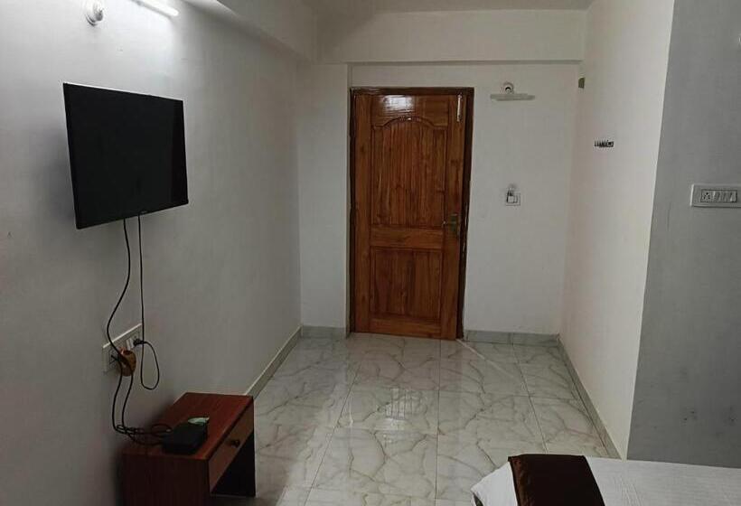 ホテル Atithi Grand