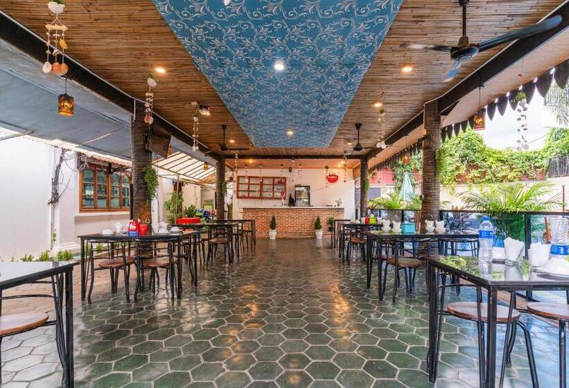 فندق Bd International