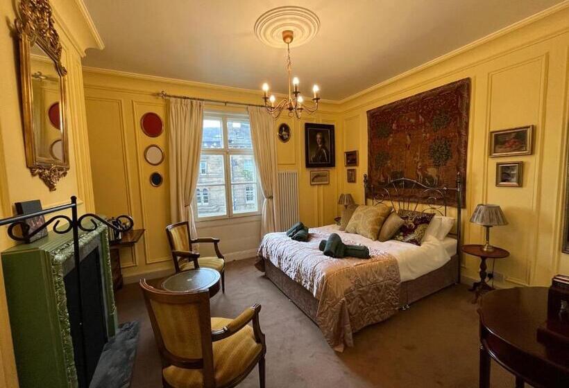 ホテル Chez Vivienne