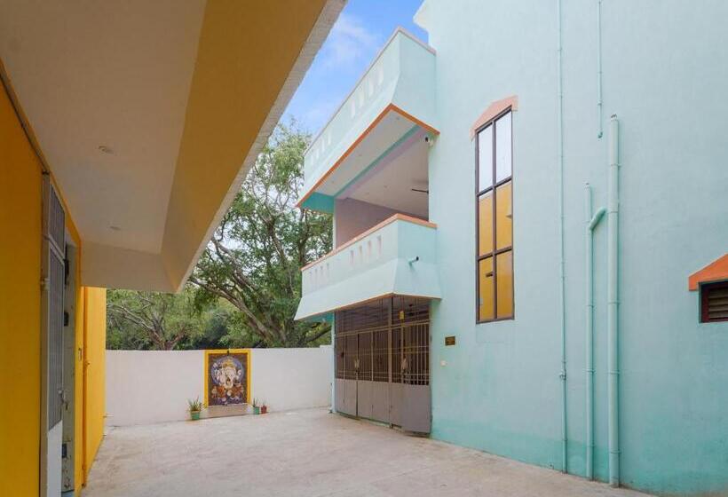 فندق Collection O Blue Horizon