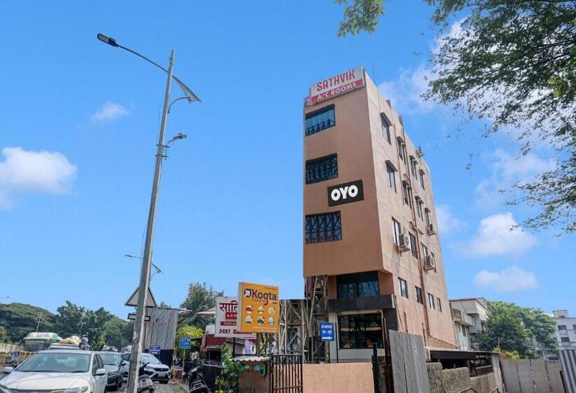 فندق Collection O Sathvik Executive