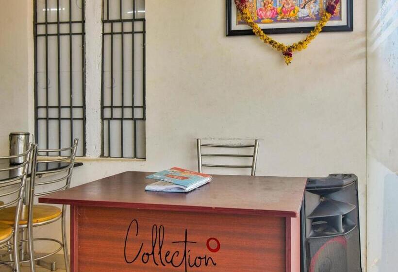 فندق Collection O The Lawns