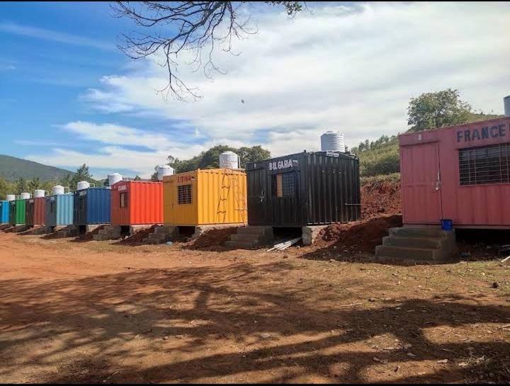 호텔 Countries Container Resort