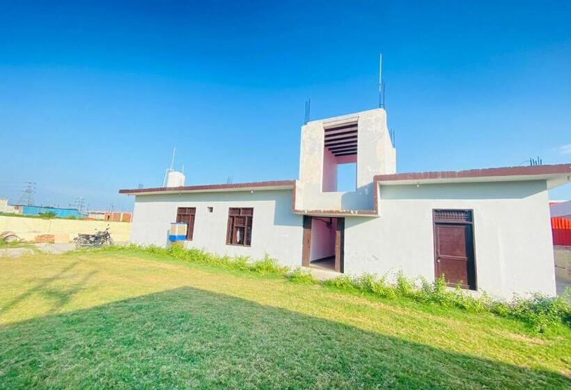 Отель Gellary Villa