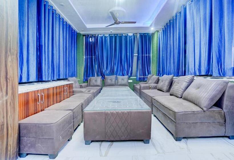 فندق O Golden Roof