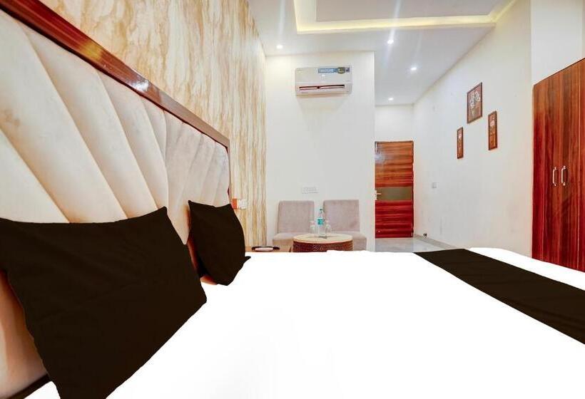 فندق O Golden Roof