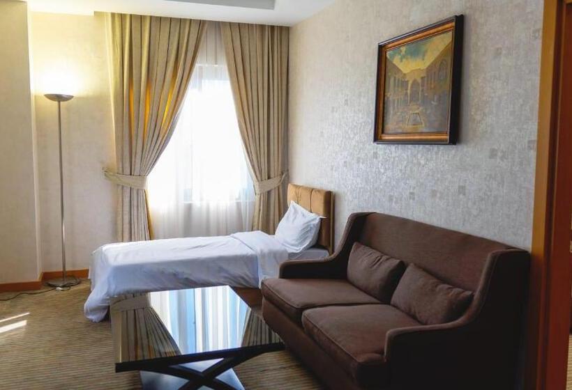 هتل Hilen De Ville