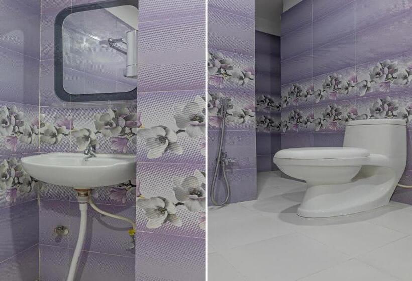 Отель Holy Grand