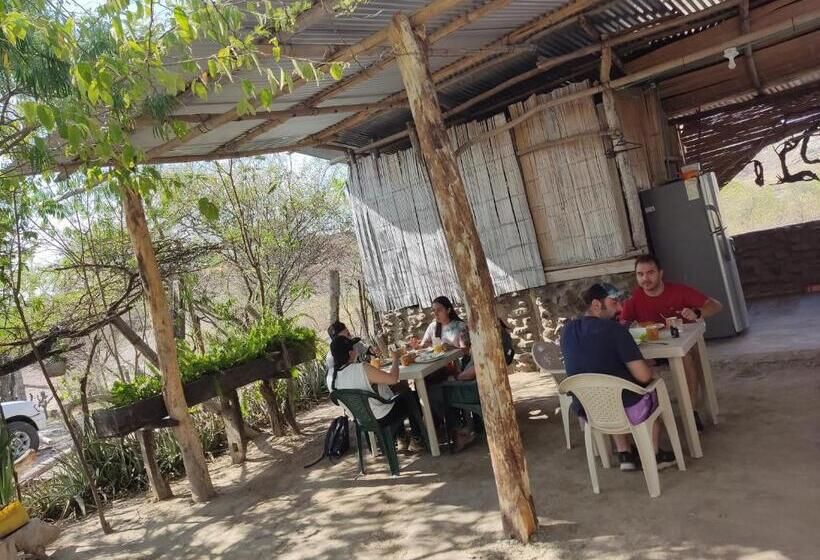 فندق Hospedaje Los Polos