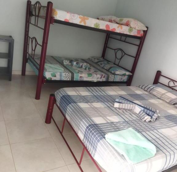 فندق Hospedaje Los Polos