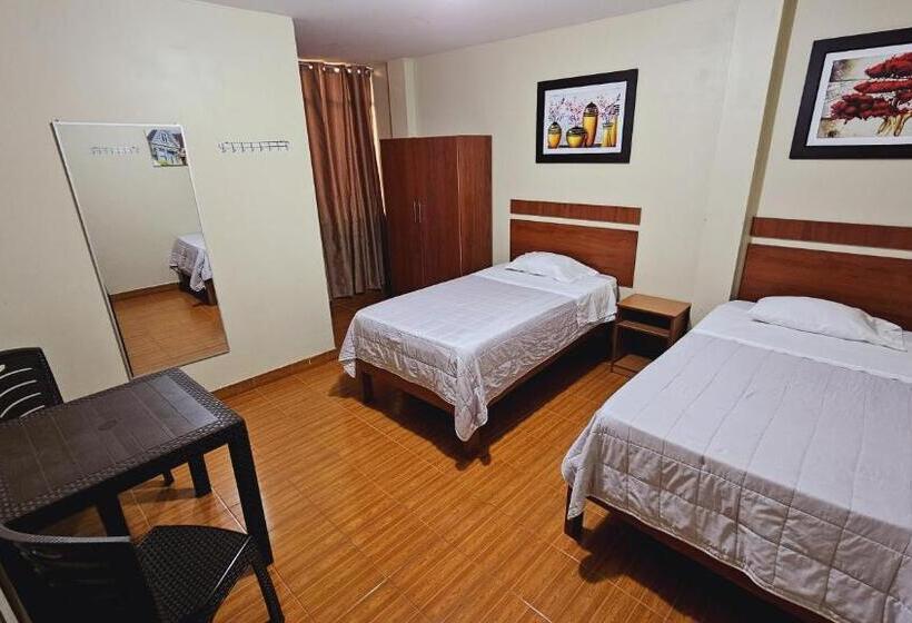 هتل Hostal Vega S Nazca