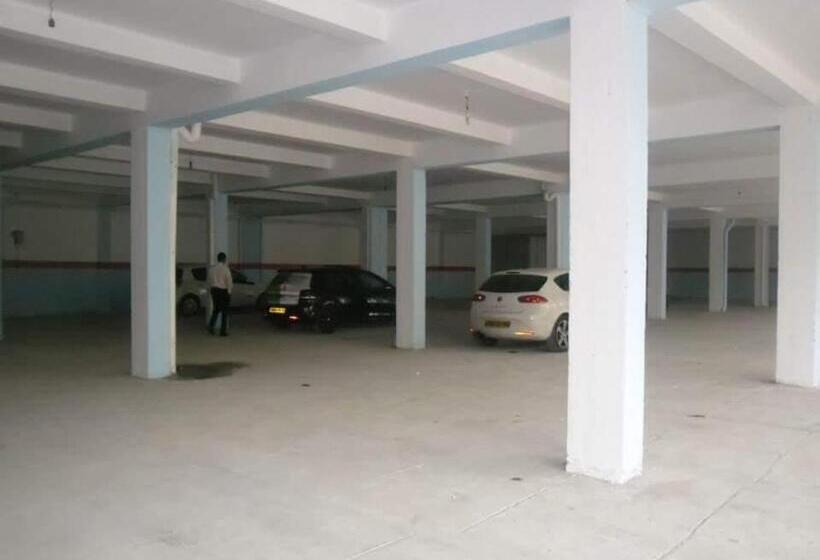 هتل Hôtel Des Frères Bouaza