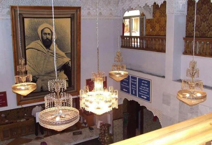 هتل Hôtel Des Frères Bouaza