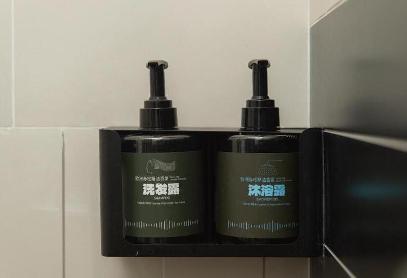 בית מלון כפרי Ibis Li Wang Road, Jiaodong Airport