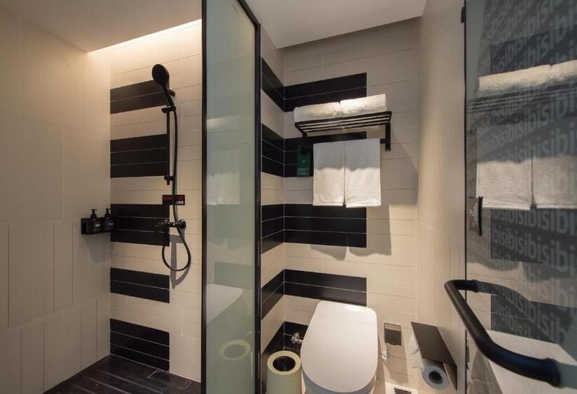 בית מלון כפרי Ibis Li Wang Road, Jiaodong Airport