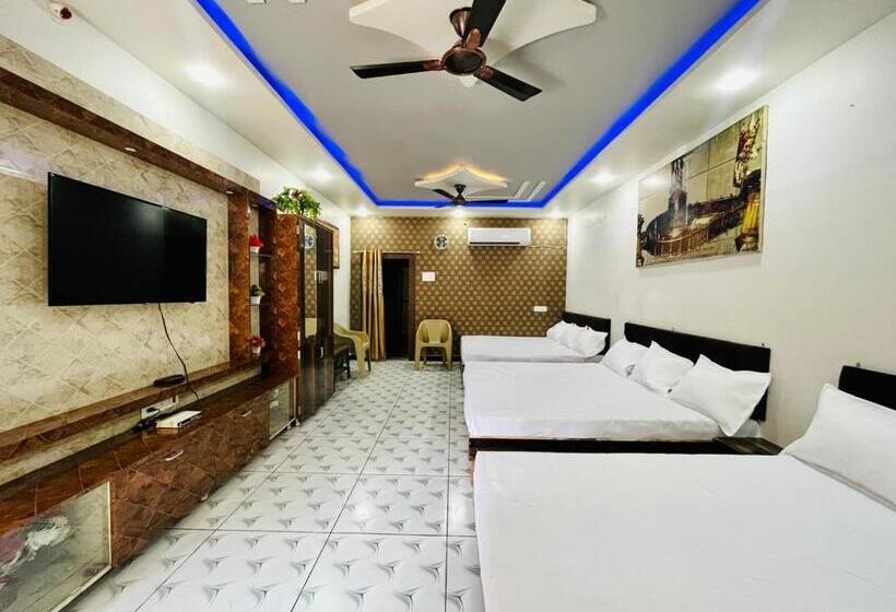 فندق Kanchan Kesari Palace, Ujjain