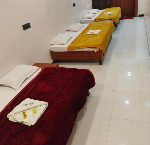 فندق Kanchan Kesari Palace, Ujjain