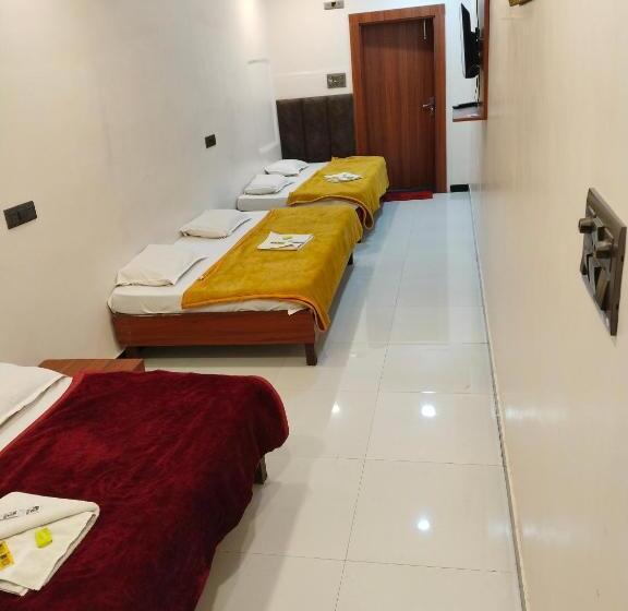 فندق Kanchan Kesari Palace, Ujjain