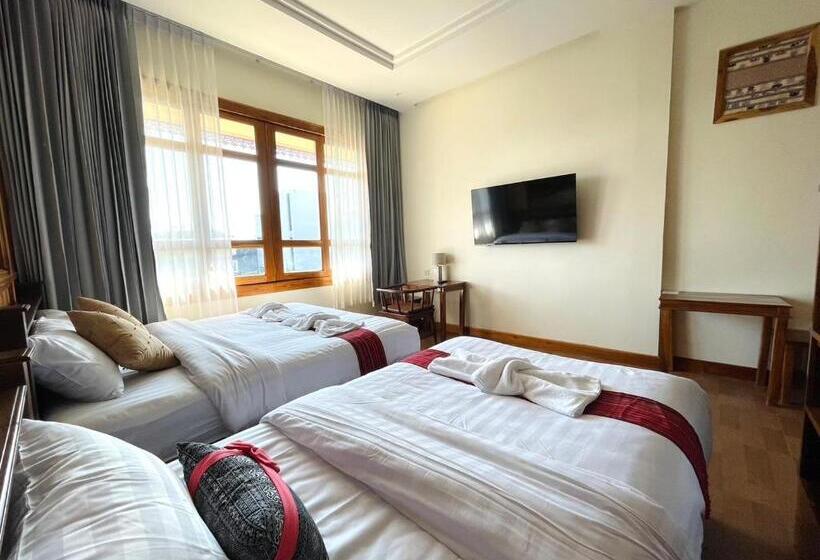 בית מלון כפרי Kum Chan House