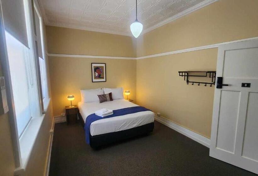 בית מלון כפרי Lambton Park