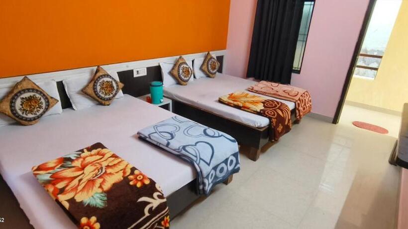 בית מלון כפרי Laxmi