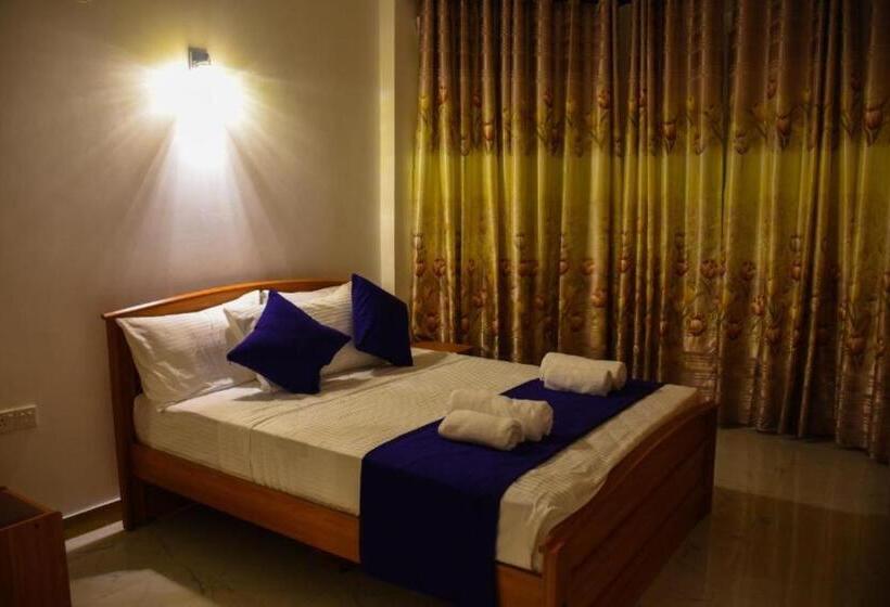 Mamma Raji Hotel Freedom Paradise