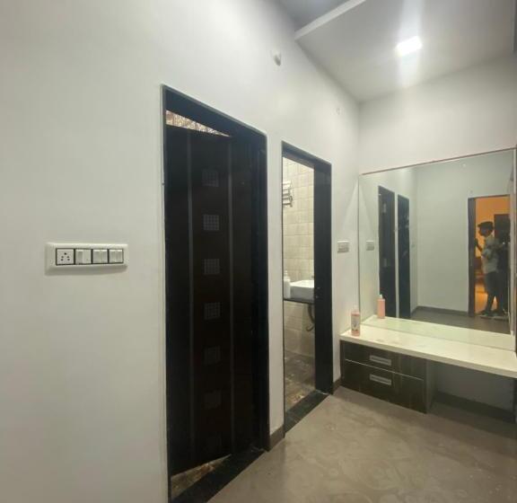 בית מלון כפרי Monroe Stay