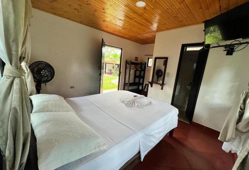 Отель Monte Alto Campestre