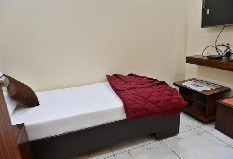 호텔 New Happy Home