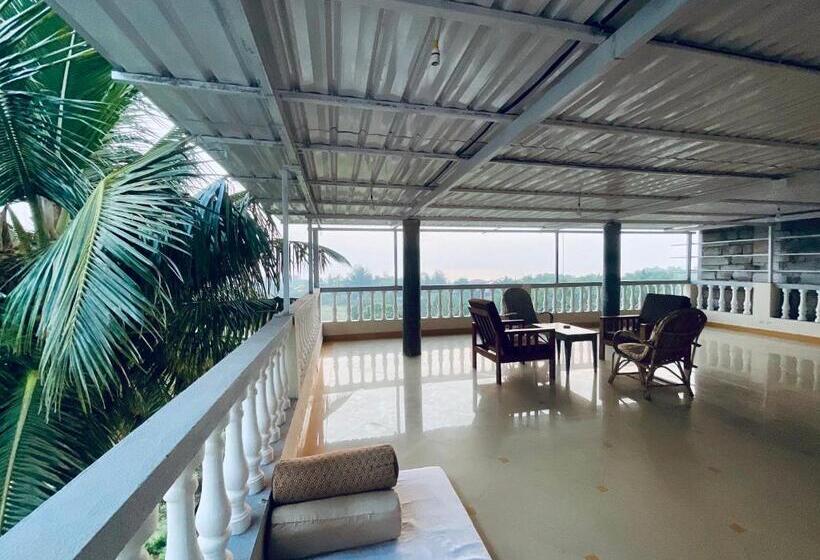 Nagas Hotel Satyavati Morjim