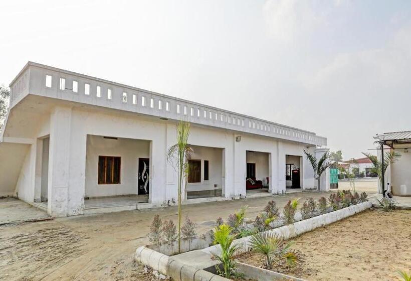 酒店 Oyo Deewan Banquets & Resort