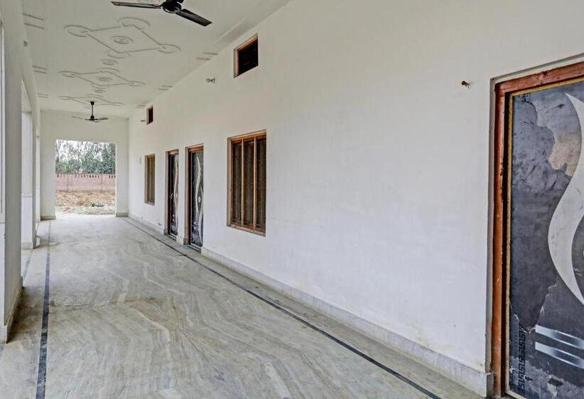 酒店 Oyo Deewan Banquets & Resort