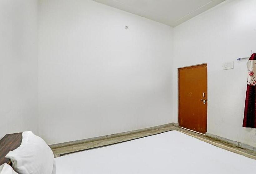 酒店 Oyo Deewan Banquets & Resort