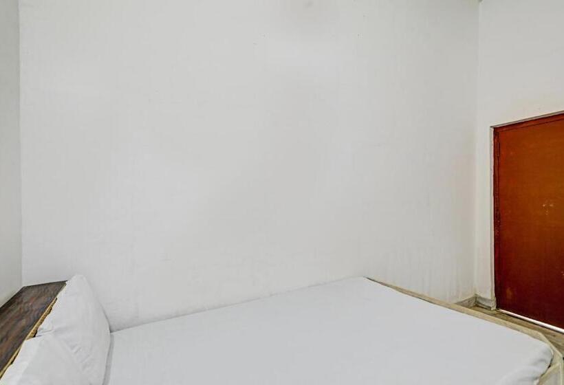 酒店 Oyo Deewan Banquets & Resort