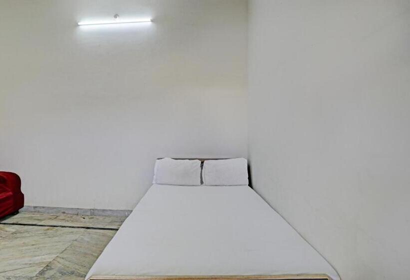 酒店 Oyo Deewan Banquets & Resort