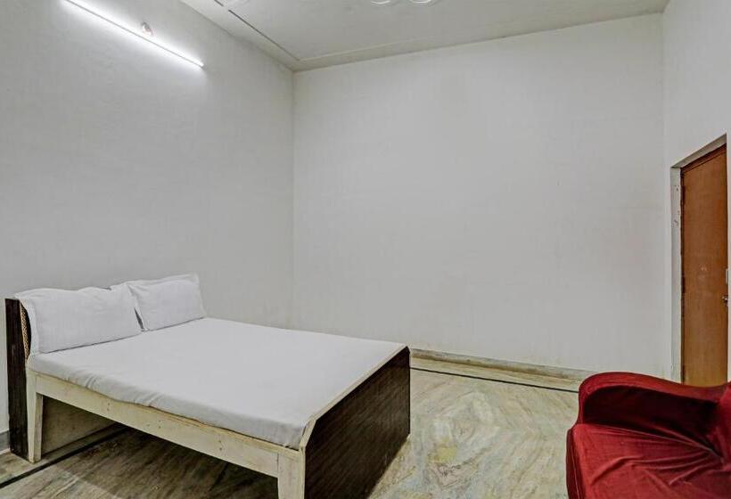 酒店 Oyo Deewan Banquets & Resort