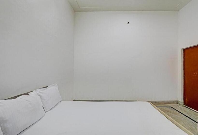 酒店 Oyo Deewan Banquets & Resort