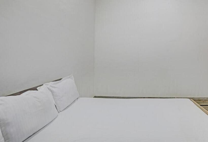 酒店 Oyo Deewan Banquets & Resort