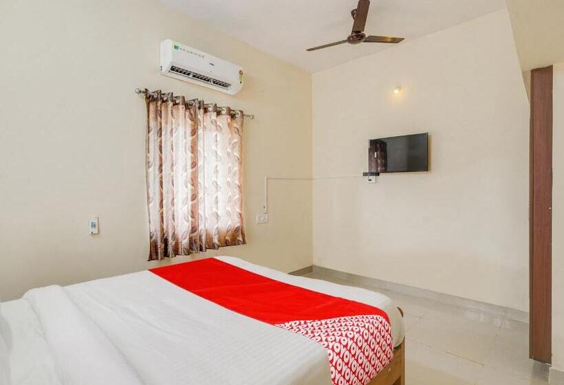 ホテル Oyo Flagship Srinivasa Residency