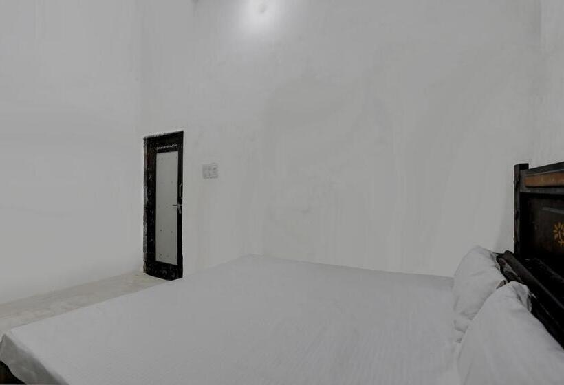 ホテル Oyo Ns Family Restaurant