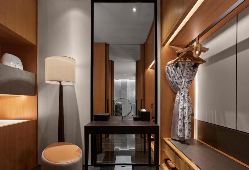 酒店 Phoenix River Yixing