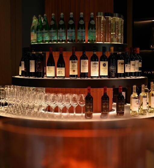 酒店 Phoenix River Yixing