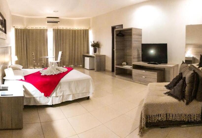 ホテル Renascer Ltda