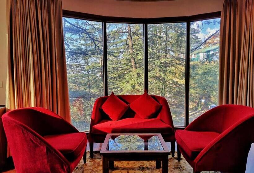 ホテル Royal Retreat Shimla