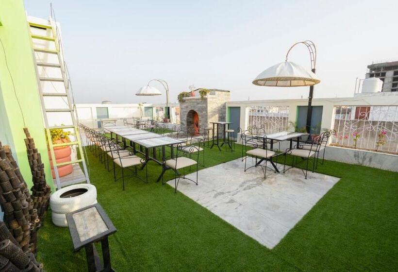 酒店 Sahibs Lighthouse Bon Fire Included