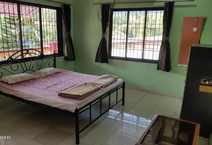 בית מלון כפרי Sindhudurg Palace